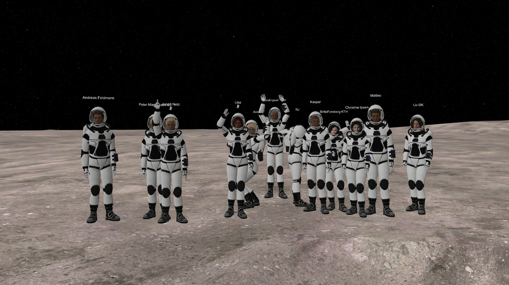 Skärmdump av konferensdeltagarnas digitala avatarer på månen.