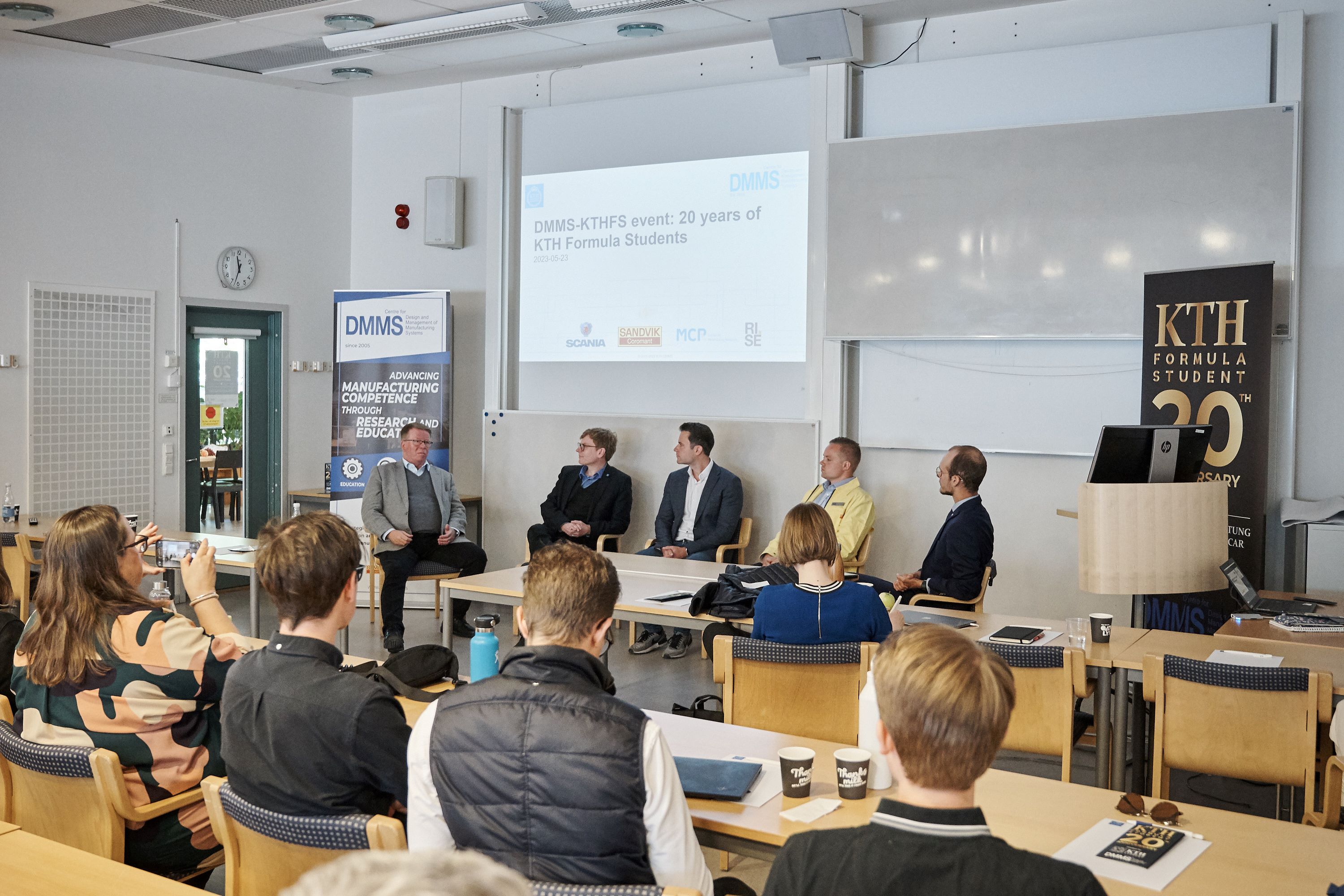 Representatives from industry, research and academia talked important topics at a panel discussion